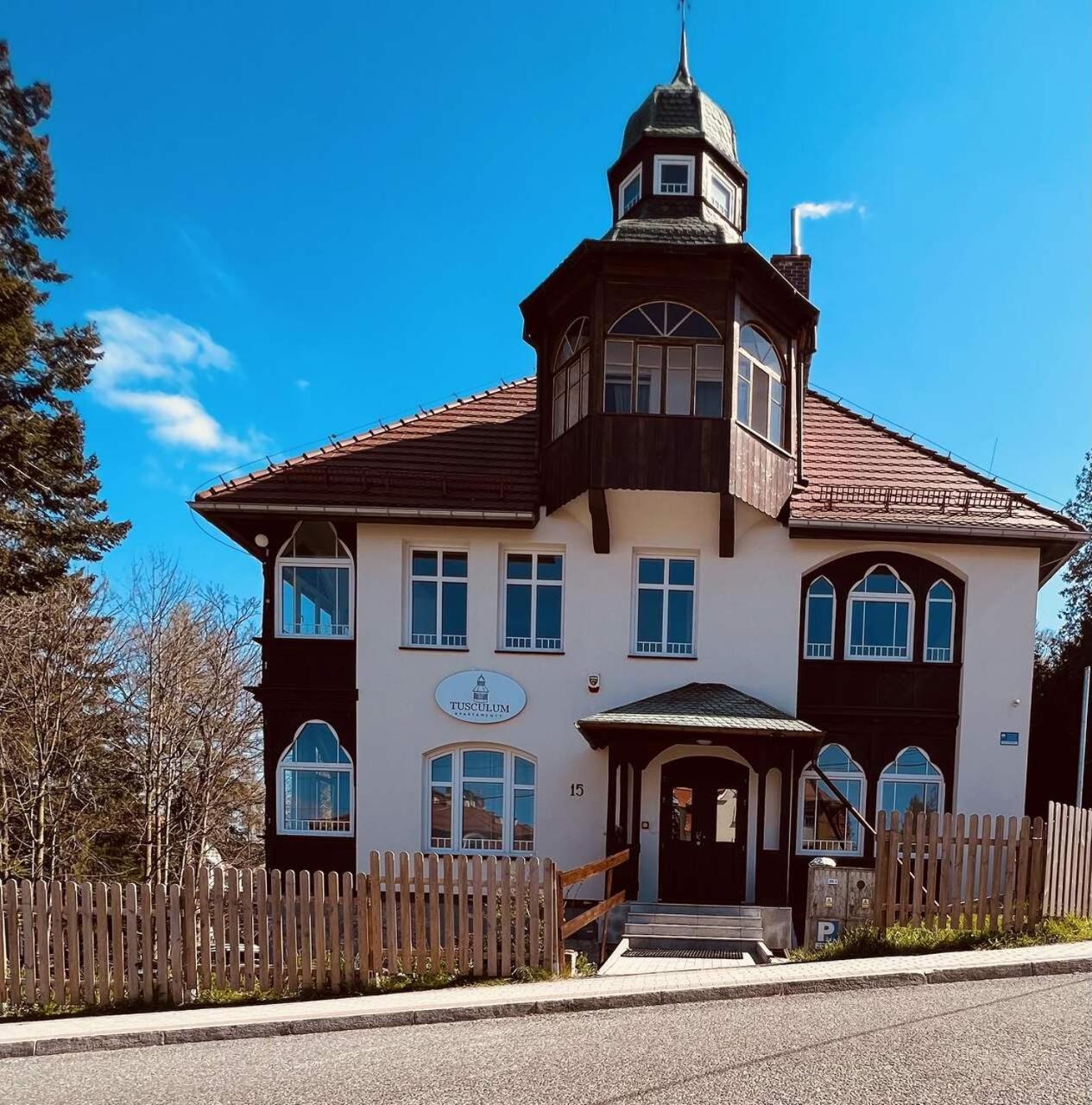 Willa Tusculum Swieradow-Zdroj Bagian luar foto